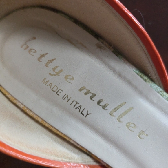 Bettye Muller Floral Heels - Red and Green - Picture 7 of 9